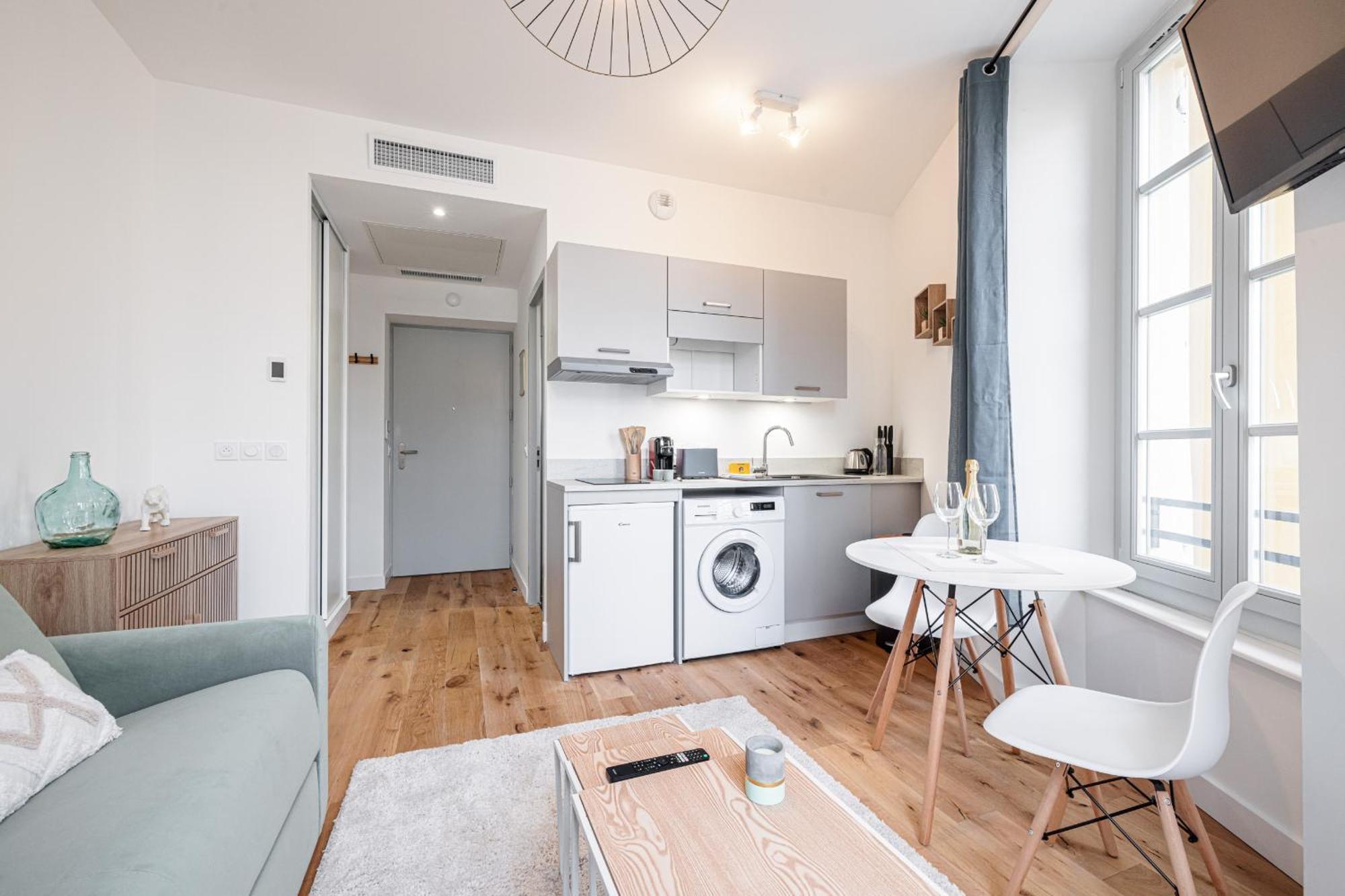 Charming Center 302 Apartment Nizza